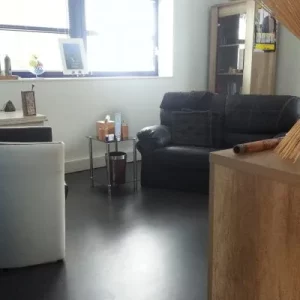 Le canapé vous attend.